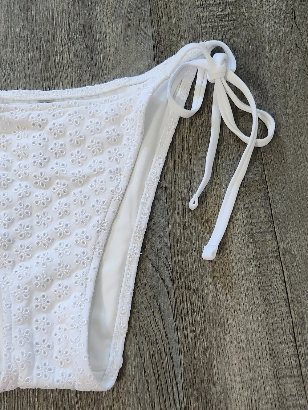 New!Frankies Bikini x Pink Bridgette Eyelet Bikini Bottom‎